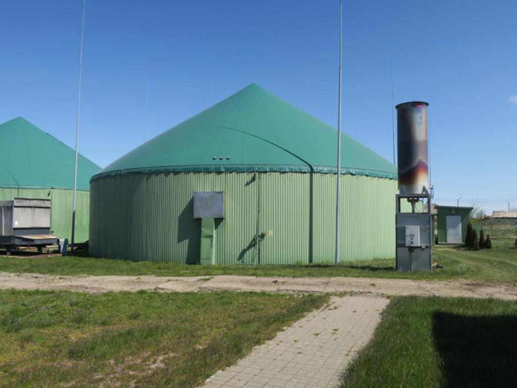 Zemědělská bioplynová stanice (neporušená)