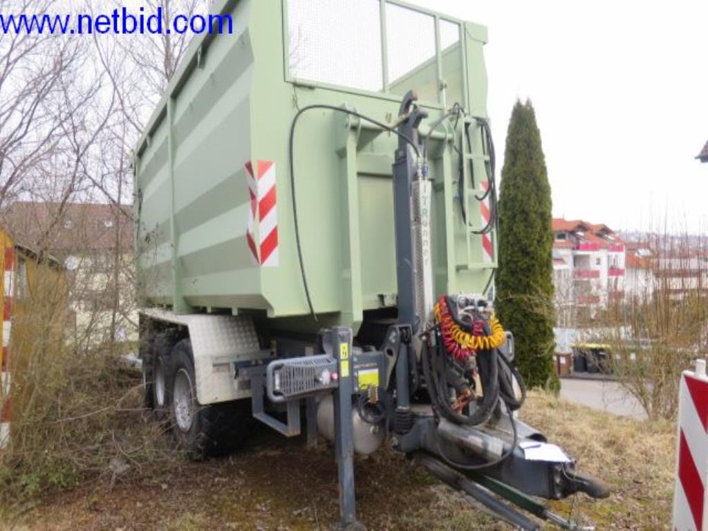 B.O.B. ITR 22.33X Hook lift trailer (surcharge subject to change) ATTENTION: Additional order