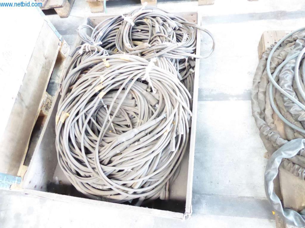 Electrode welding connection cables