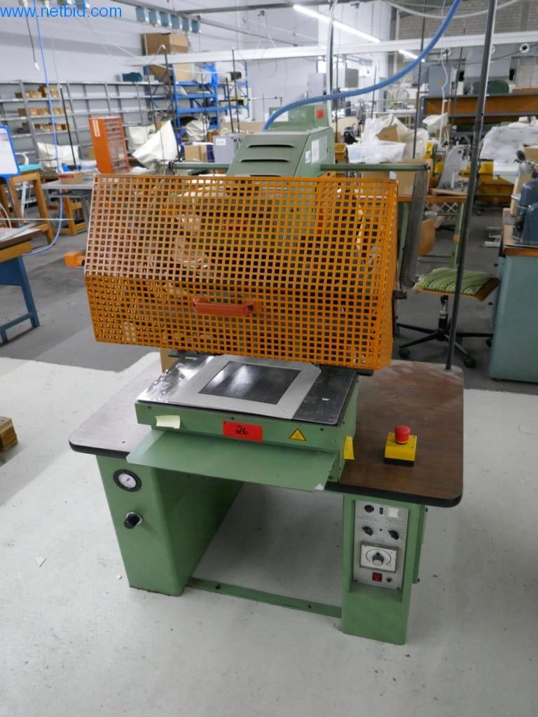 WSK PP-33F Pnevmatski stroj za reliefno tiskanje (A009)