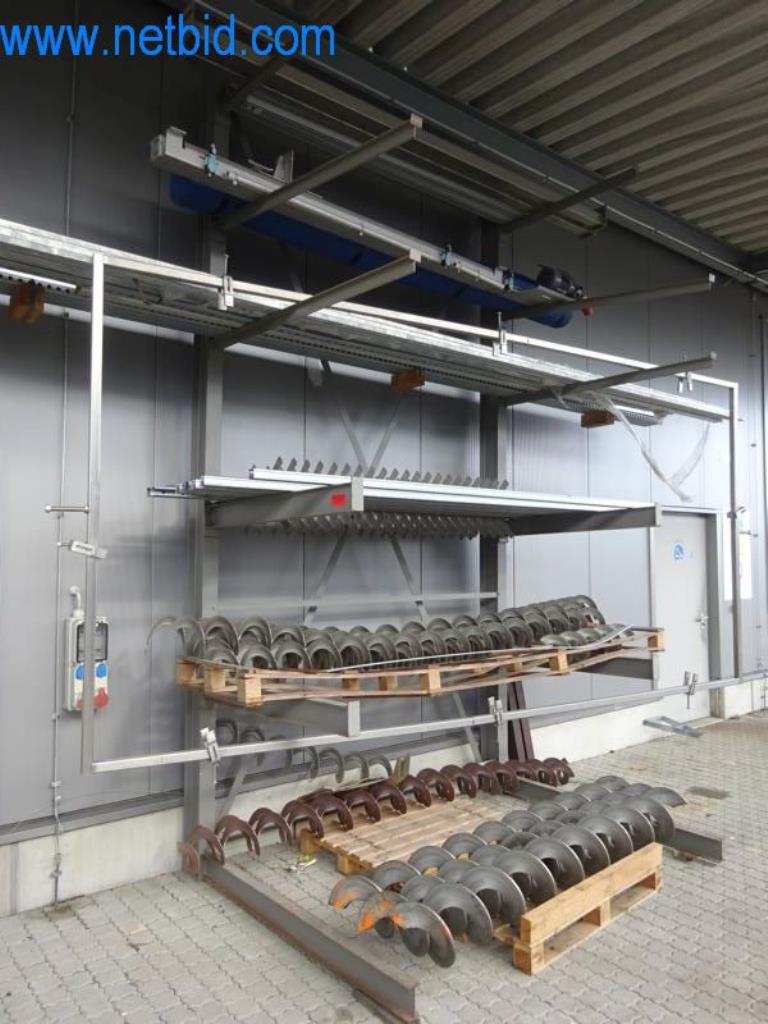 Cantilever rack w. Content