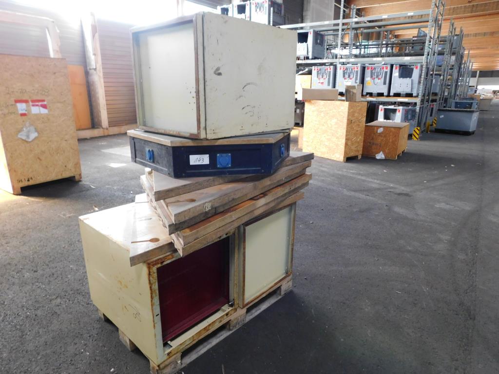 Used Hexagonal workbench for Sale (Auction Premium) | NetBid Industrial Auctions