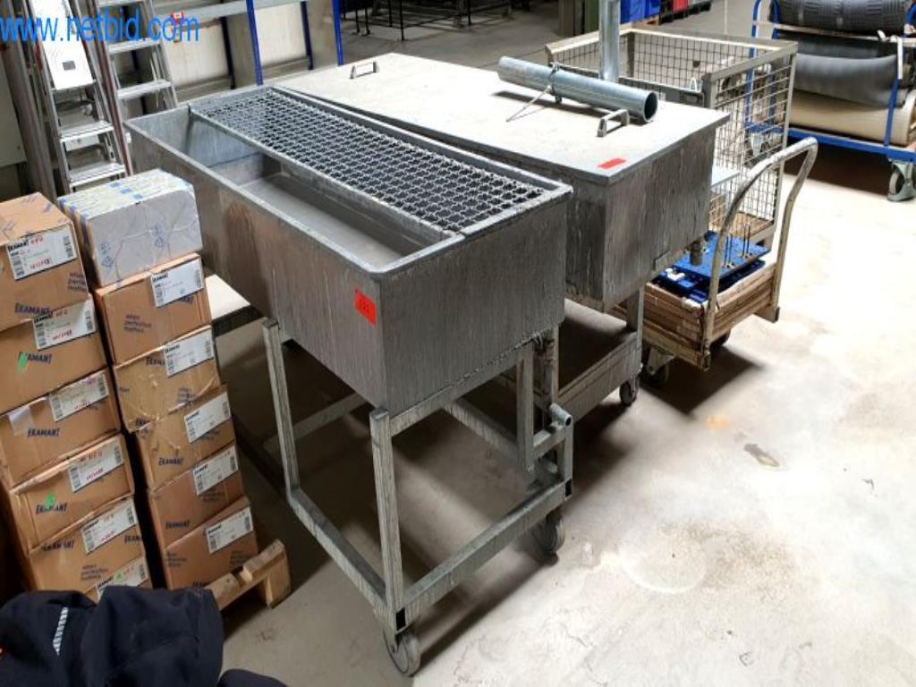 Used 2 Metal trays for Sale (Trading Premium) | NetBid Industrial Auctions