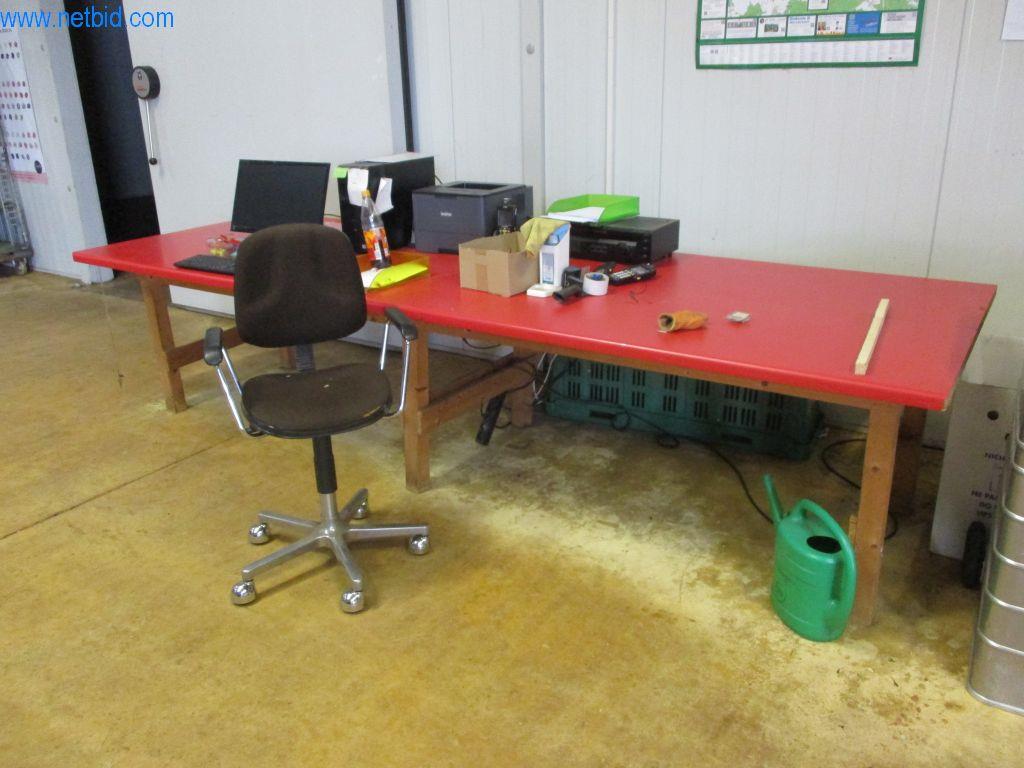 Used Wooden table - surcharge subject to change for Sale (Auction Premium) | NetBid Industrial Auctions