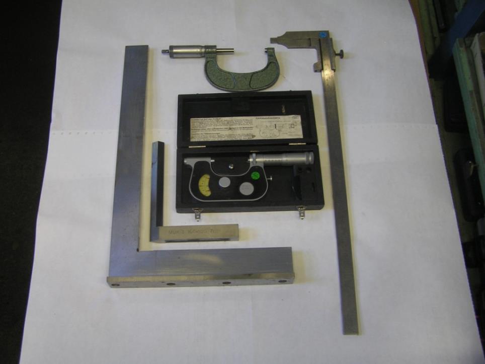 Tool set for machine tools - micrometers, rulers, stands, angle irons