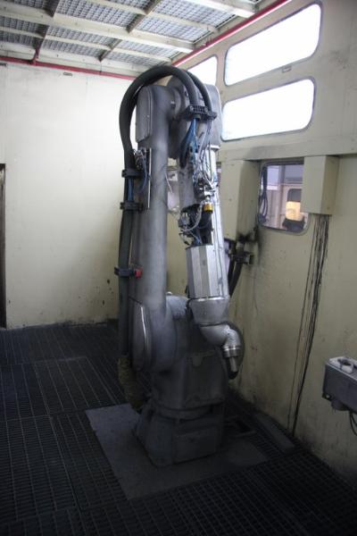 Used Fanuc P-250iA Painting robot for Sale (Auction Premium) | NetBid Industrial Auctions