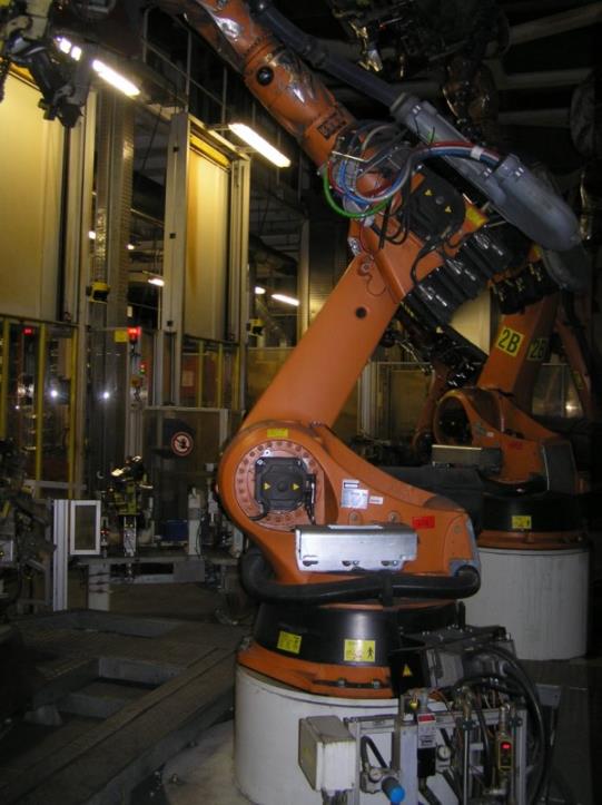 KUKA, Fronius 10 Roboty przemysłowe