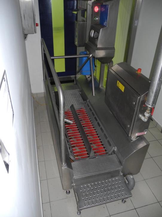 Used ITEC 23740/re  Boot cleaning walk trough for Sale (Auction Premium) | NetBid Industrial Auctions