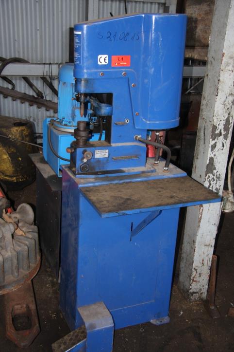 Used ULMARK WK 2 Riveting machine - pneumatic for Sale (Auction Premium) | NetBid Industrial Auctions