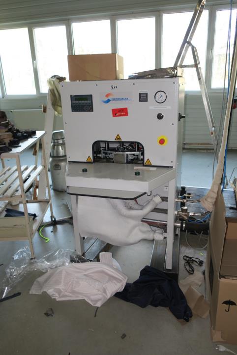 System Brilka UBTL-D1 Ironing machine