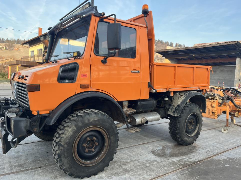 MERCEDEZ BENZ UNIMOG U1400 Municipal truck KIPPER kupisz używany(ą) (Auction Premium) | NetBid Polska