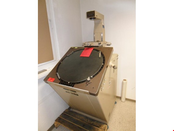 Used Mitutoyo profile projector for Sale (Trading Premium) | NetBid Industrial Auctions