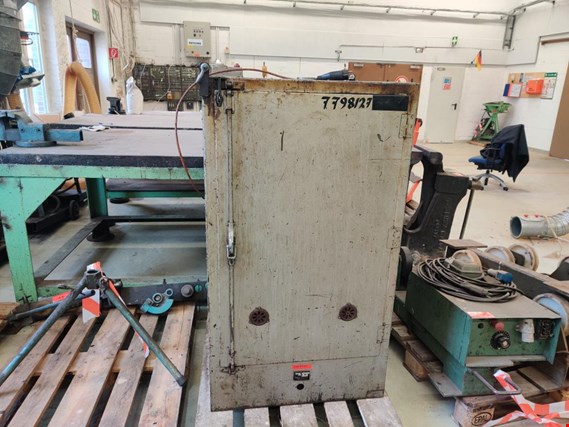 Used TEHAG T 300 G Electrodes - Drying oven for Sale (Online Auction) | NetBid Industrial Auctions