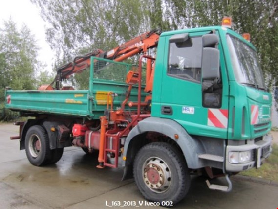 IVECO ML 9 Q/ 140 E  Ciężarówka z otwartą skrzynią/wywrotka trójstronna z żurawiem załadunkowym kupisz używany(ą) (Auction Premium) | NetBid Polska