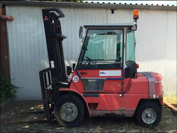 Used Mitsubishi FD  35 T  Diesel fork lifter for Sale (Auction Premium) | NetBid Industrial Auctions