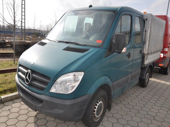 Used Mercedes 906 OK 30 HH-PA 3170; Truck open box for Sale (Auction Premium) | NetBid Industrial Auctions