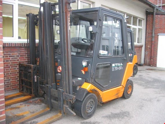 Used Still R 70-25 diesel forklift for Sale (Auction Premium) | NetBid Industrial Auctions