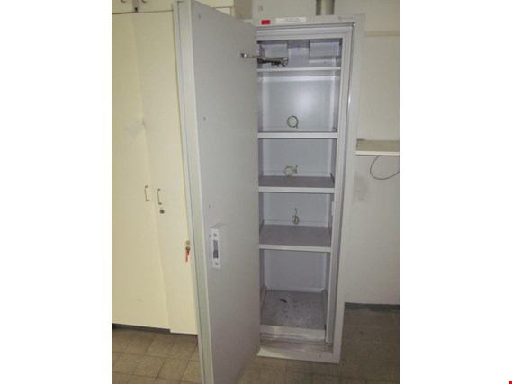 Used Köttermann FWF90 hazardous material cabinet for Sale (Auction Premium) | NetBid Industrial Auctions