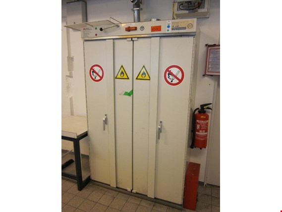 Used Düperthal hazardous material cabinet for Sale (Auction Premium) | NetBid Industrial Auctions
