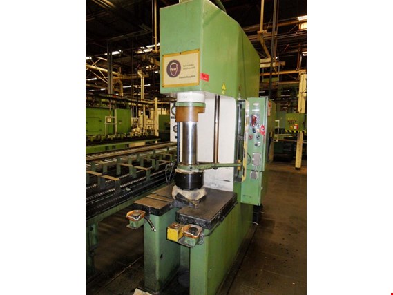 Used MAE hydraulic press for Sale (Trading Premium) | NetBid Industrial Auctions