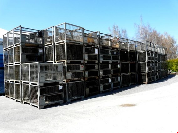 ca. 400 Euro-Gitterboxen gebraucht kaufen (Auction Premium) | NetBid Industrie-Auktionen