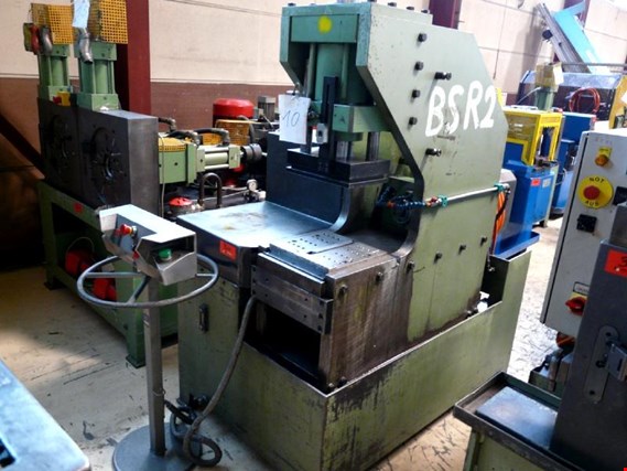 Used 2 Stationen-Umformmaschine for Sale (Auction Premium) | NetBid Industrial Auctions