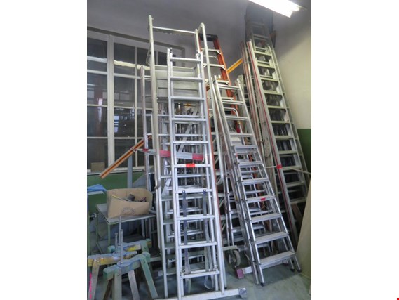 Used 10 aluminium folding ladders for Sale (Auction Premium) | NetBid Industrial Auctions