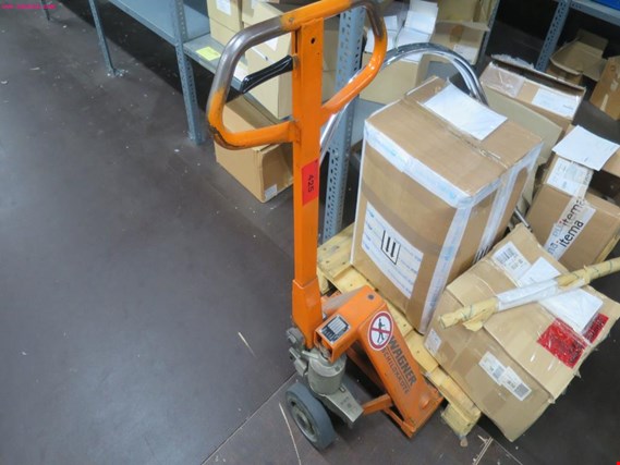 Used Wagner hand-guided pallet truck for Sale (Auction Premium) | NetBid Industrial Auctions