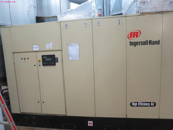 Used Ingersoll MM300 screw compressor (3.7) for Sale (Auction Premium) | NetBid Industrial Auctions