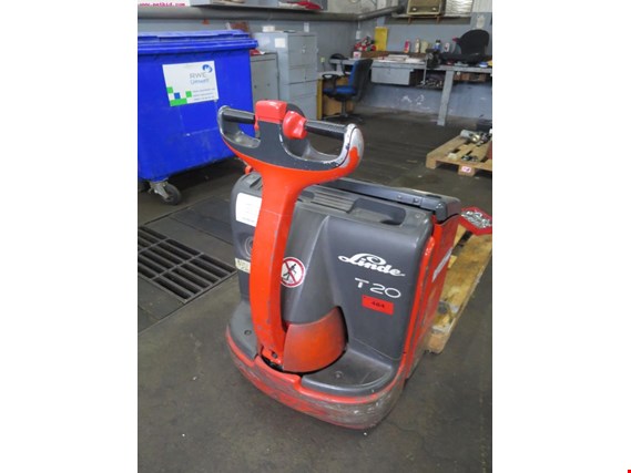 Used Linde T 20 electr. lift truck (H22) for Sale (Auction Premium) | NetBid Industrial Auctions