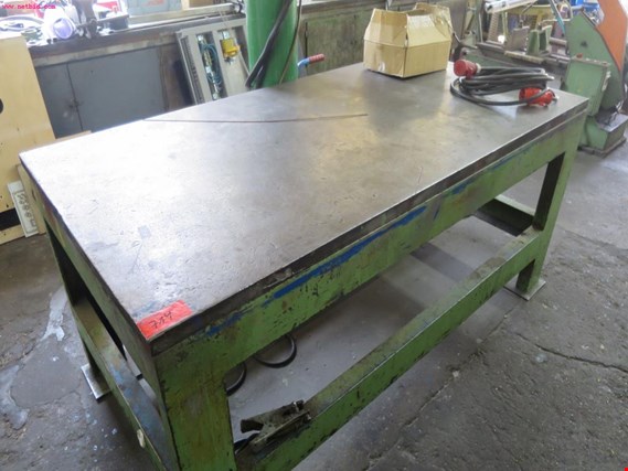 Used 2 welding tables for Sale (Auction Premium) | NetBid Industrial Auctions