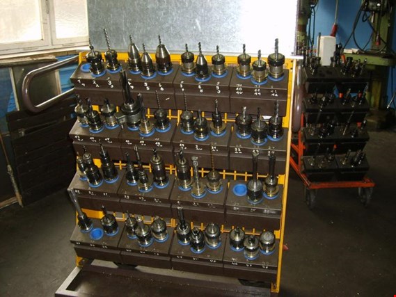 Used Hahn & Kolb tool storage system for Sale (Auction Premium) | NetBid Industrial Auctions
