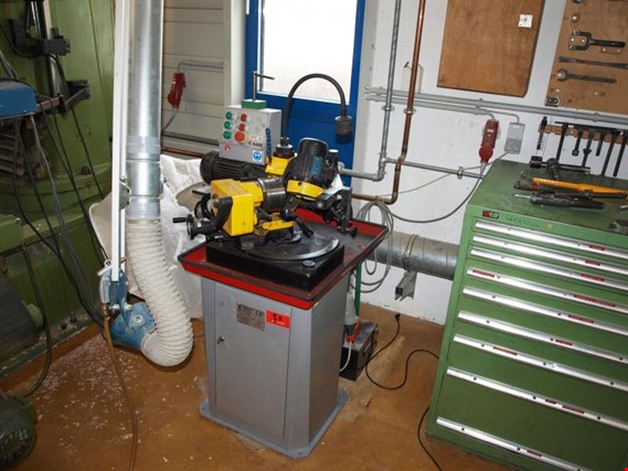 Used Cuoghi APE 40 drill sharpening machine for Sale (Auction Premium) | NetBid Industrial Auctions