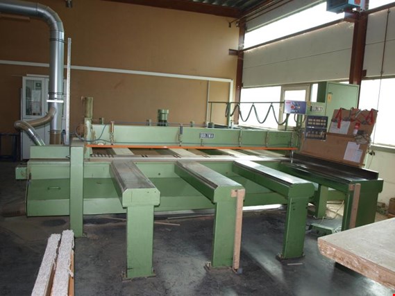 Used Holzma L 100 saw for Sale (Auction Premium) | NetBid Industrial Auctions