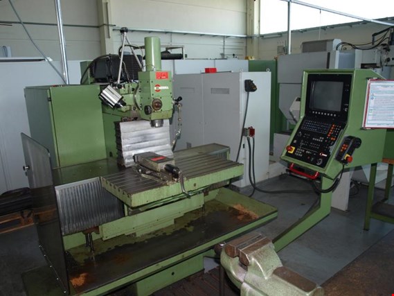 Used Hermle UWF 900 E univ. milling machine for Sale (Auction Premium) | NetBid Industrial Auctions