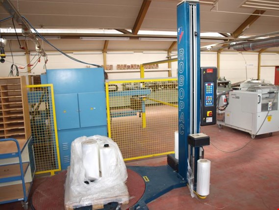 Used Robopac Rotoplat TP 306/FR palett wrapping machine for Sale (Auction Premium) | NetBid Industrial Auctions
