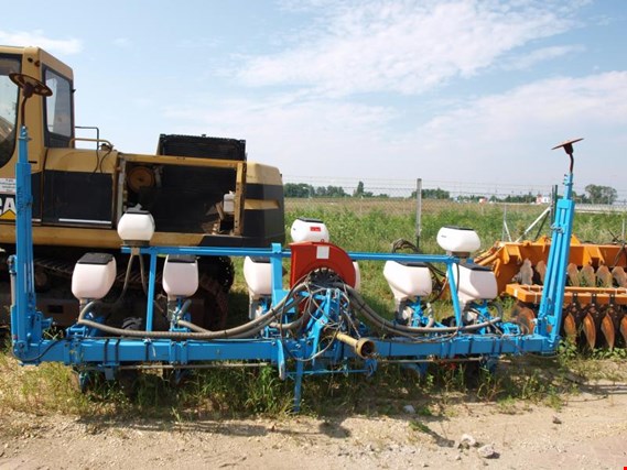 Used Monosem NG Plus 6 MG Seed Drill for Sale (Trading Premium) | NetBid Industrial Auctions