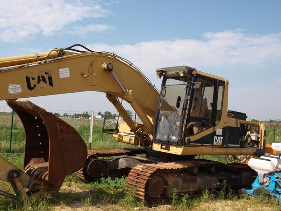 Used Caterpillar 325 LN Crawler Excavator for Sale (Trading Premium) | NetBid Industrial Auctions