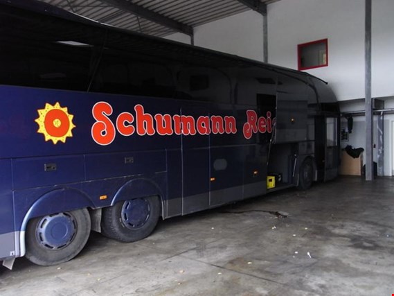 Used Neoplan Starliner 2 (N5217 SHD) coach for Sale (Auction Premium) | NetBid Industrial Auctions