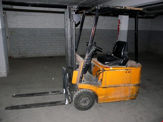 Used Still R 50/10 L electric forklift for Sale (Auction Premium) | NetBid Industrial Auctions