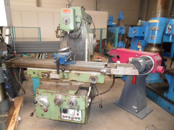 Used Ajax-Cleveland B 10119 universal milling machine for Sale (Trading Premium) | NetBid Industrial Auctions