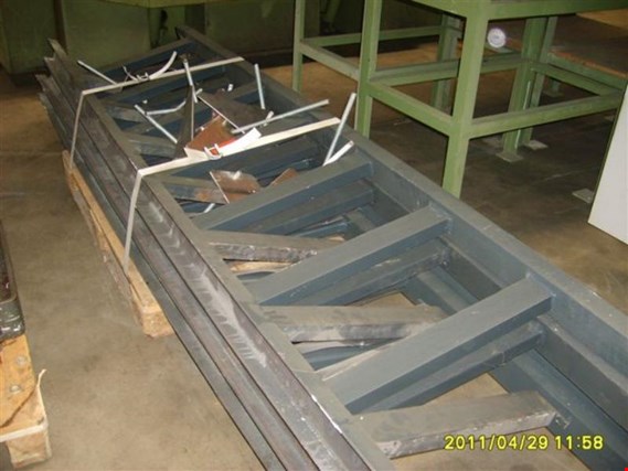 Used 7 lfm. cantilever shelf for Sale (Trading Premium) | NetBid Industrial Auctions