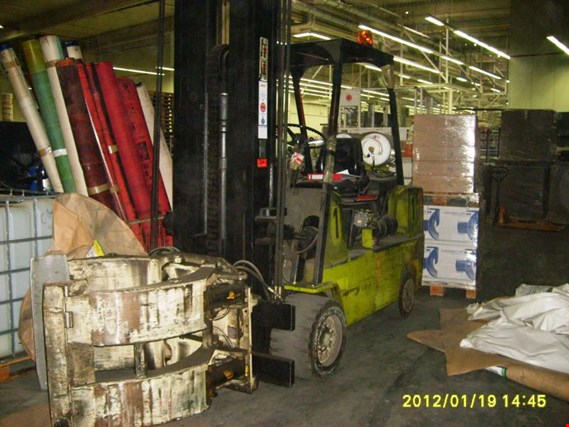 Used Clark C 500-100 LPG gas-forklift for Sale (Trading Premium) | NetBid Industrial Auctions