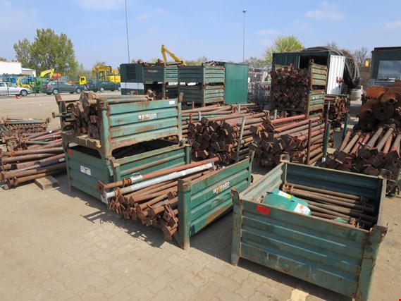 Used 1 Posten Duct shoring spindles for Sale (Auction Premium) | NetBid Industrial Auctions