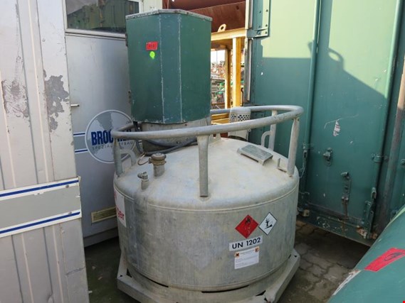 Used Rietberg Kraftstoffcontainer -IBC- mobile diesel gas station for Sale (Auction Premium) | NetBid Industrial Auctions