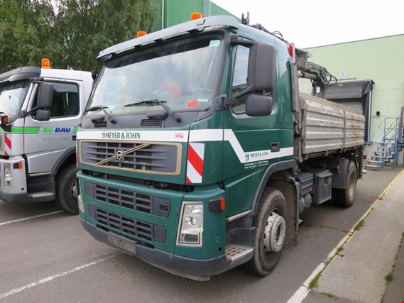 Used Volvo FM 9 truck for Sale (Trading Premium) | NetBid Industrial Auctions