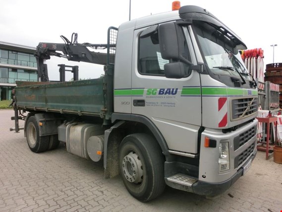 Used Volvo 300 truck for Sale (Trading Premium) | NetBid Industrial Auctions