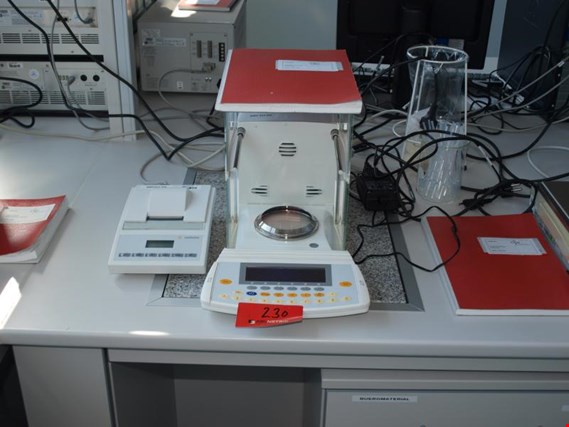 Used Sartorius ME235S-OCE analysis scale for Sale (Trading Premium) | NetBid Industrial Auctions