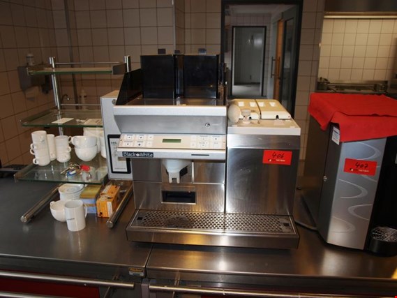 Used Blake & White KLG Kaffeeautomat for Sale (Auction Premium) | NetBid Industrial Auctions