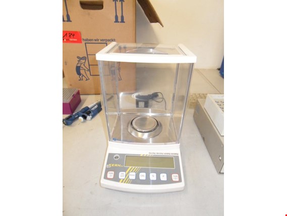 Used Kern 220-4M analytical balance ATTENTION SURCHARGE 18 per cent for Sale (Auction Premium) | NetBid Industrial Auctions